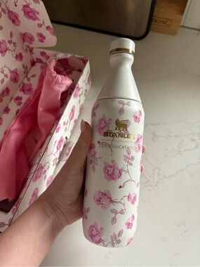 LoveShackFancy x Stanley 20oz Allday Slim Bottle RibbonRosa NWT LIMITED EDITION